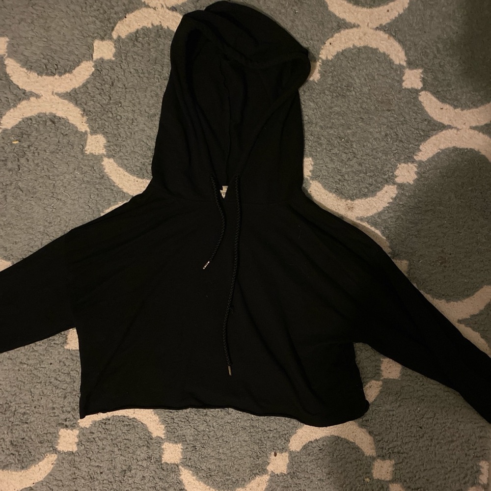 Forever 21 Black Cropped Hoodie